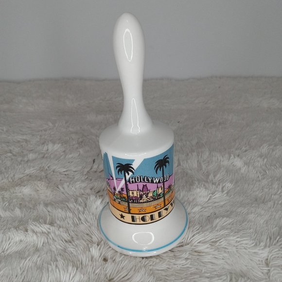 Karol Western Bell - Picture 4 of 16